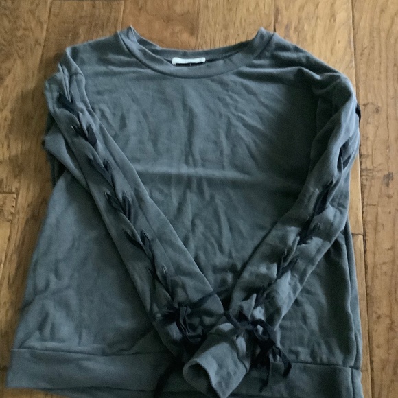 Light sweatshirt - Picture 1 of 1